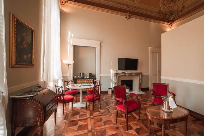 Royal Palace Hotel - 24