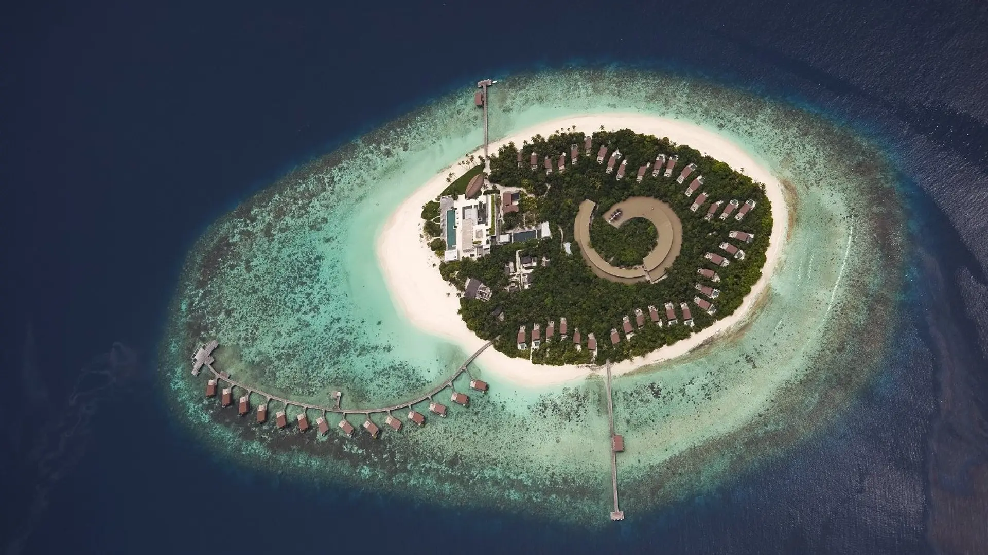 Hotel review Location' - Park Hyatt Maldives Hadahaa - 0