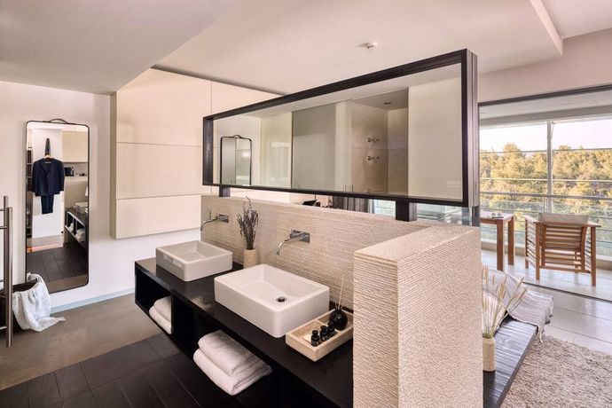 Verified hotel review - Life Gallery Athens - 2