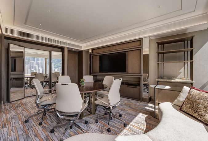 Verified hotel review - Island Shangri-La Hong Kong - 36