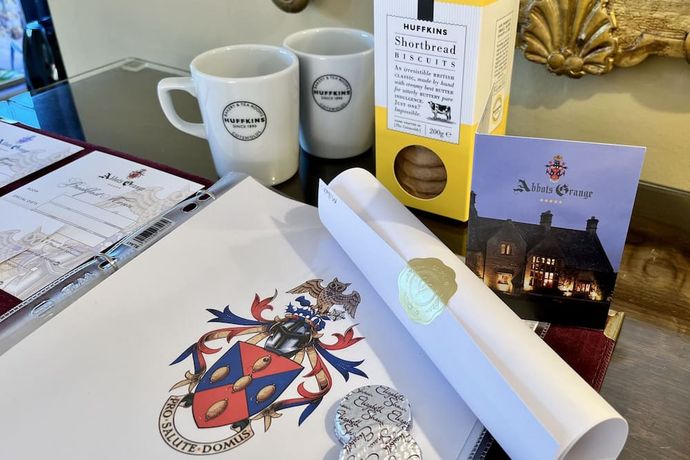 Abbots Grange Manor House - 40