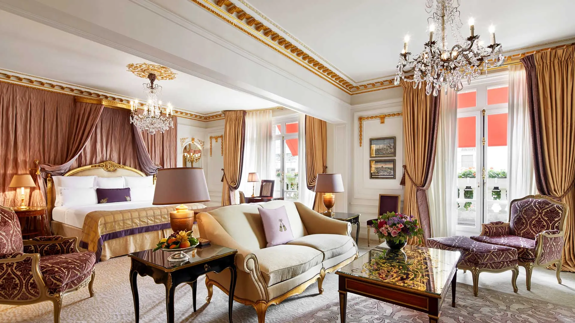 Hotel review Accommodation' - Hôtel Plaza Athénée Paris - 12