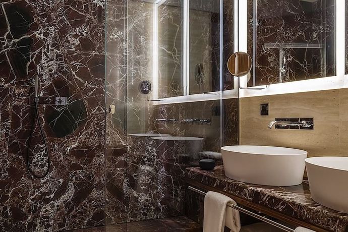 Verified hotel review - Fendi Private Suites - 18