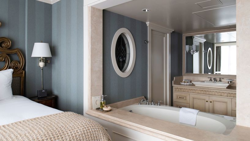 Verified hotel review - Wedgewood Hotel & Spa - 31