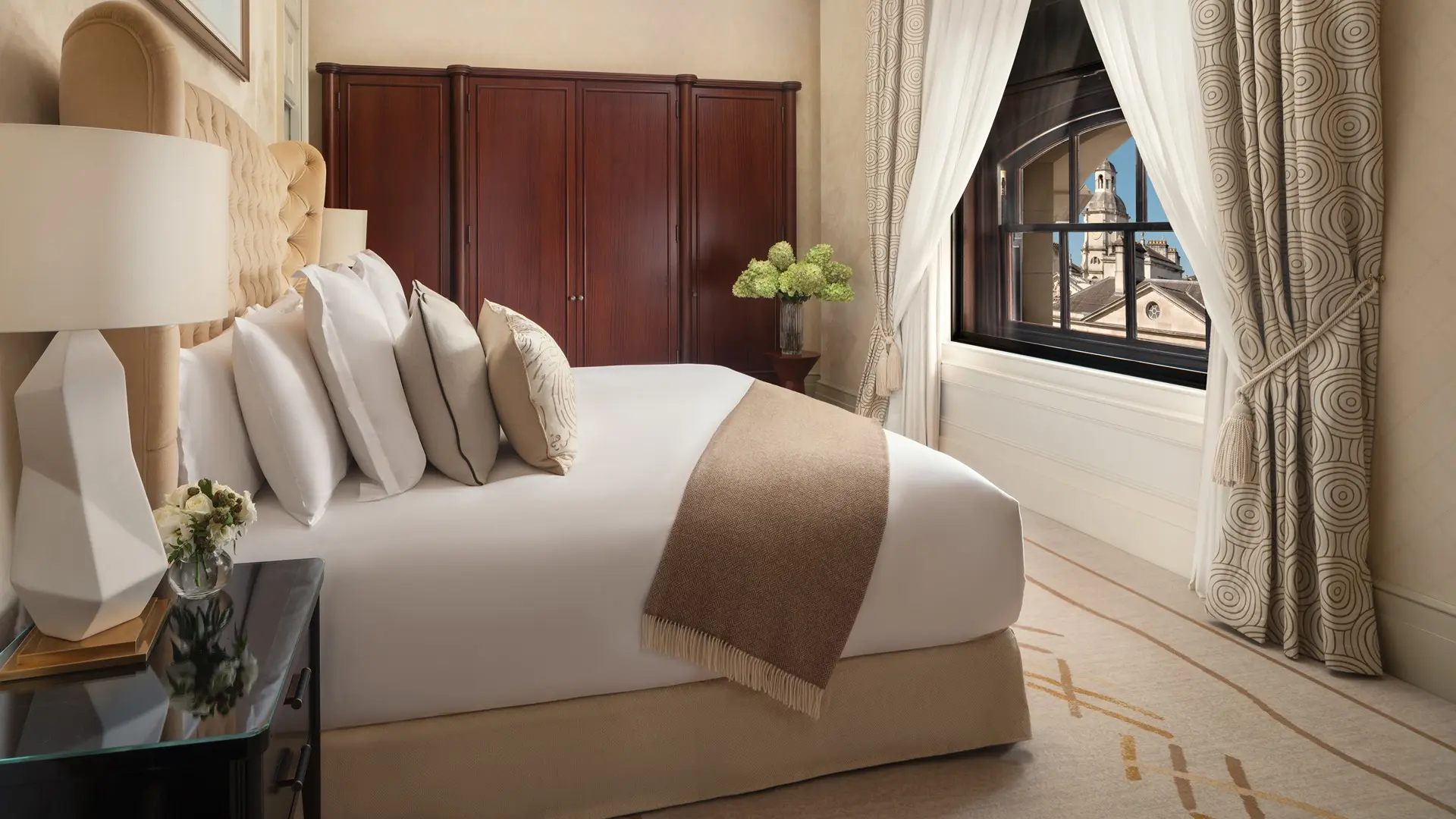 Hotel review Accommodation' - Raffles London at The OWO - 2