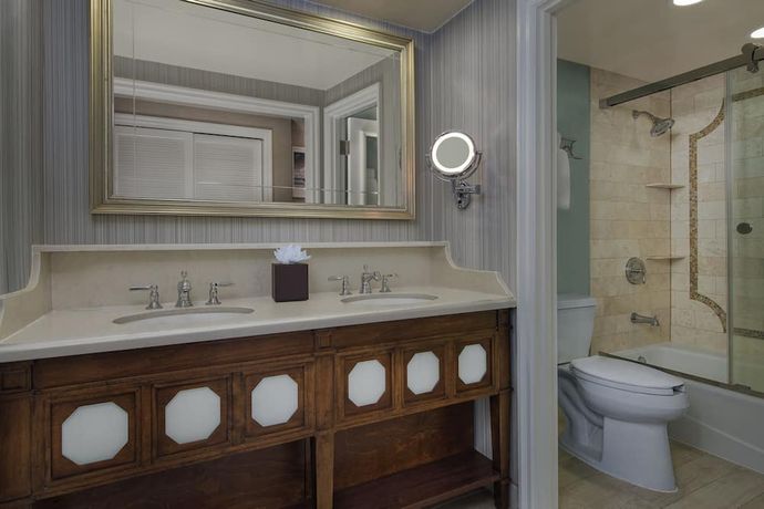 Verified hotel review - Disney's Beach Club Resort - 13