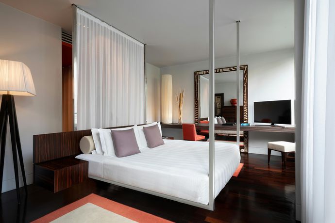 Verified hotel review - Sina The Gray - 23