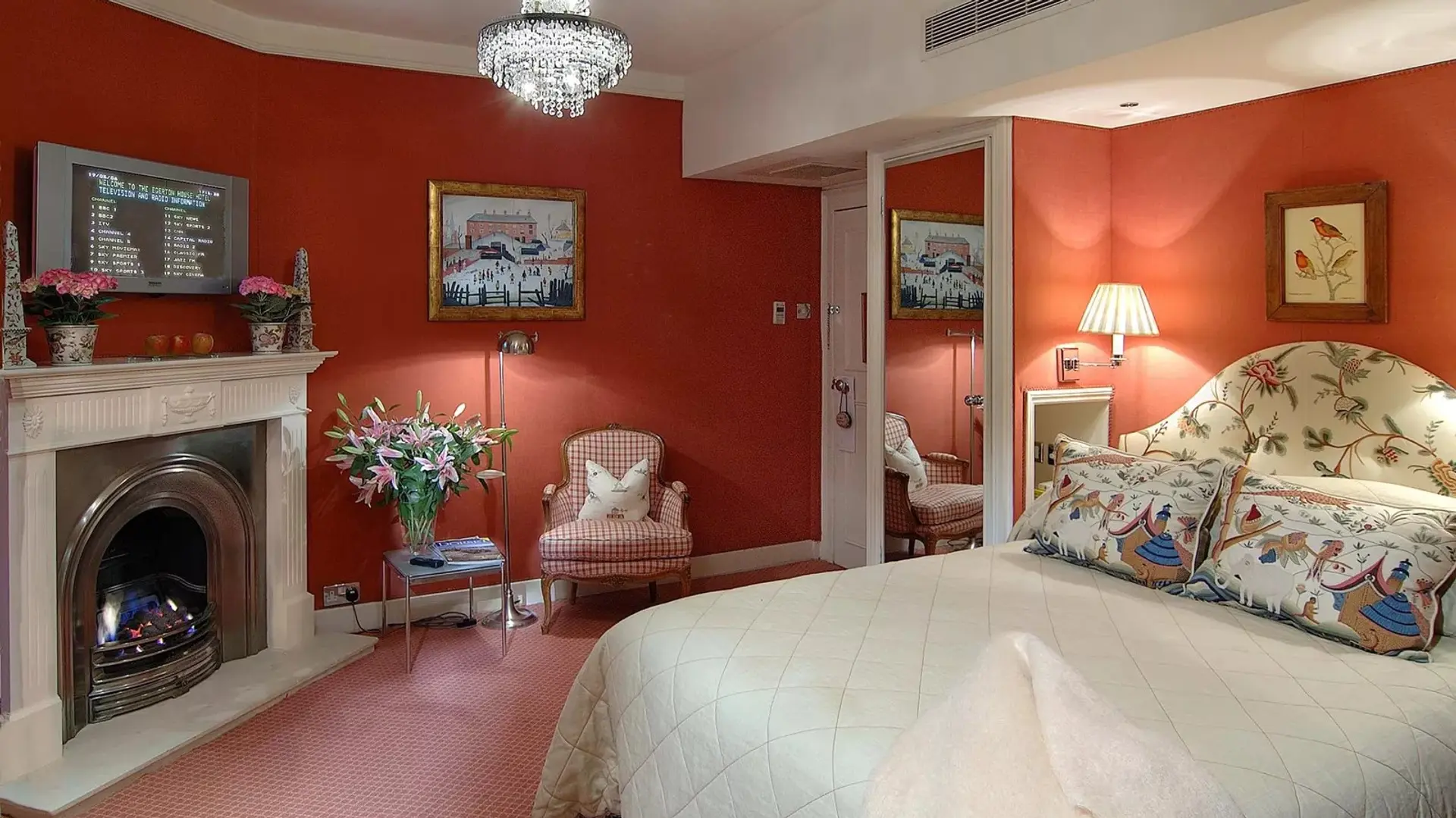 Hotel review Accommodation' - Summer Lodge Country House Hotel & Restaurant - 0