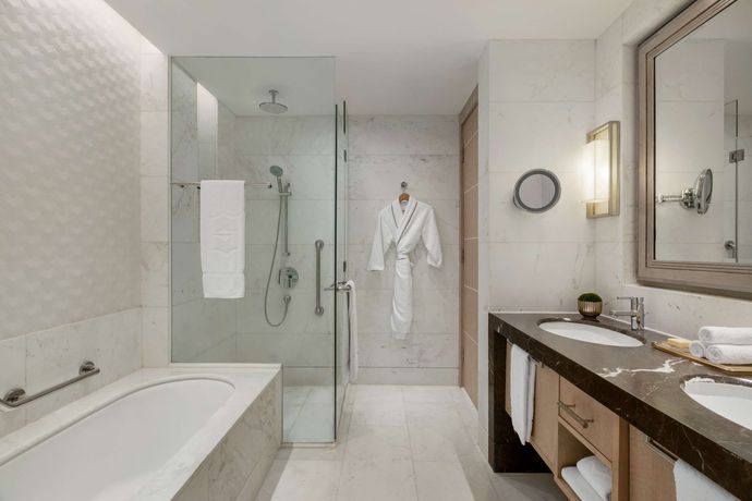 Verified hotel review - Shangri-La The Fort Manila - 30