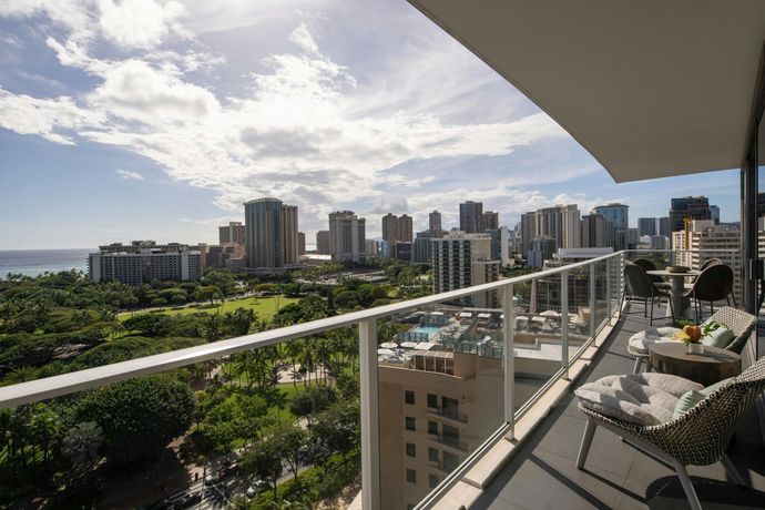 Verified hotel review - The Ritz-Carlton Residences Waikiki Beach Hotel - 12