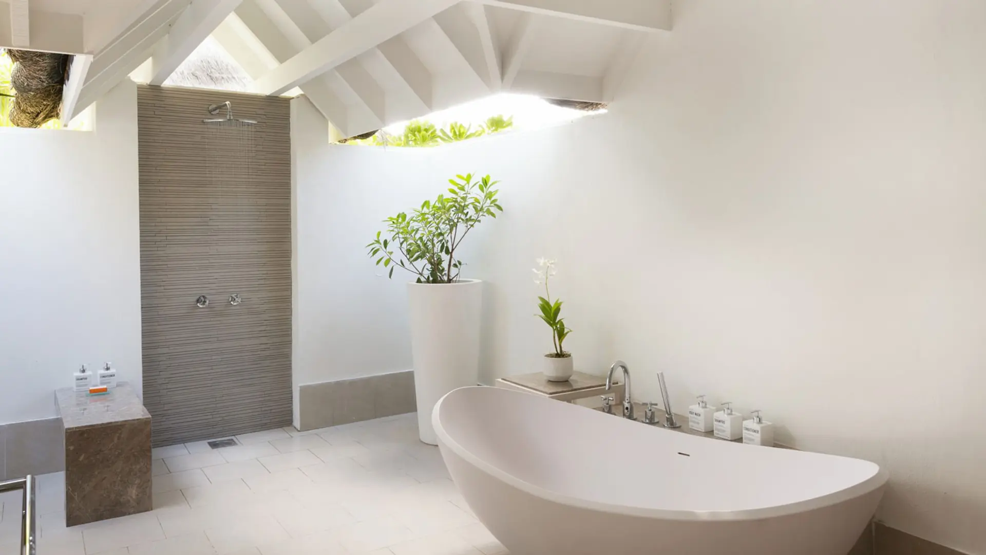 Hotel review Accommodation' - LUX* South Ari Atoll - 3