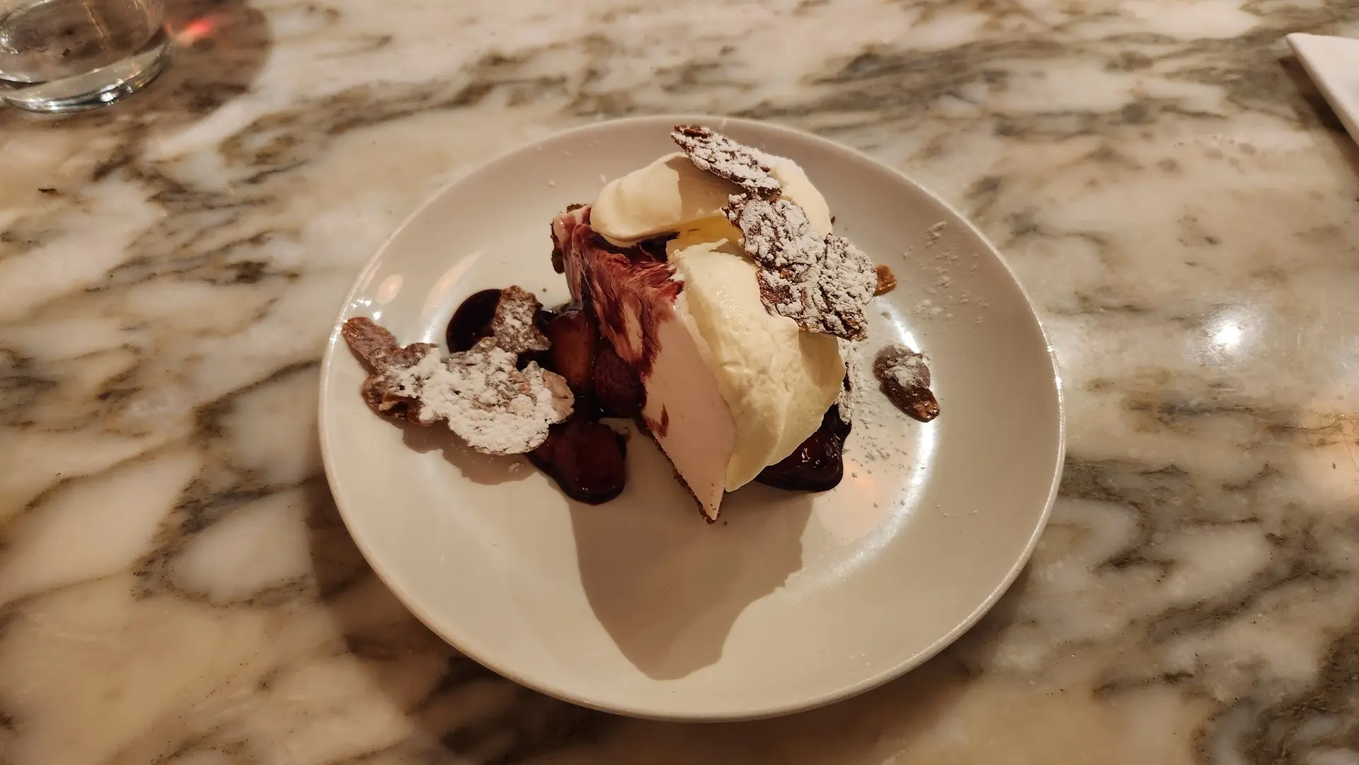 Hotel review Restaurants & Bars' - Treehouse Hotel London - 1