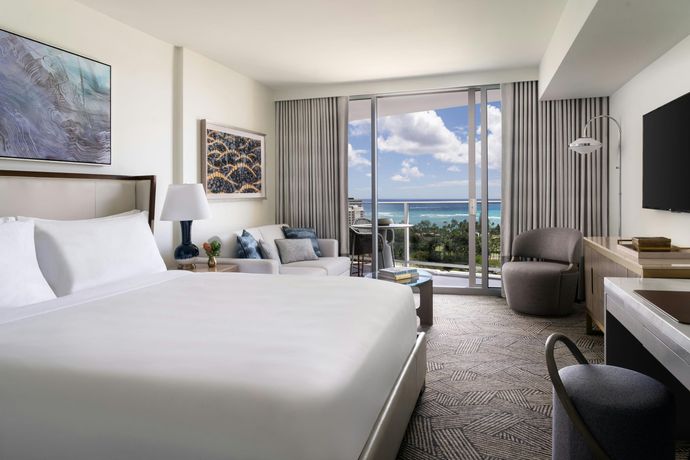 Verified hotel review - The Ritz-Carlton Residences Waikiki Beach Hotel - 7