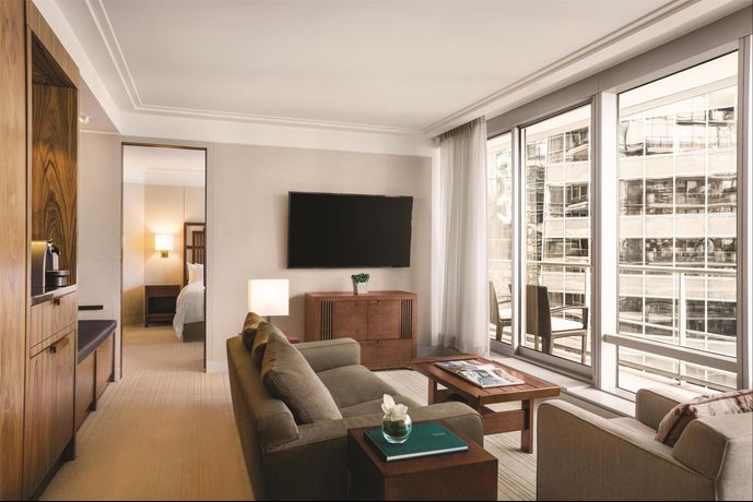 Verified hotel review - Shangri-La Vancouver - 6