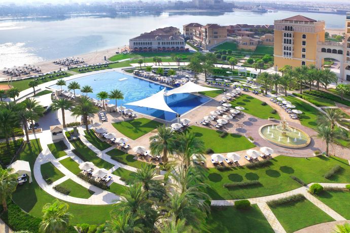 The Ritz-Carlton Abu Dhabi, Grand Canal - 7