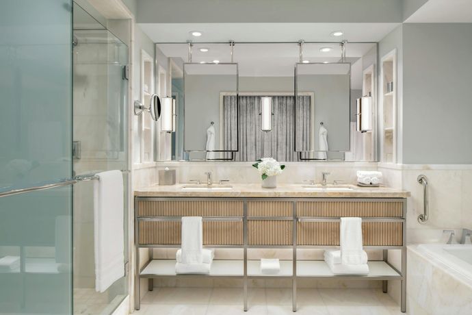 Verified hotel review - The Ritz-Carlton Toronto - 23